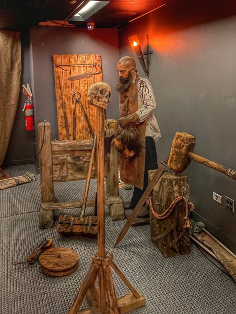 Medieval Torture Museum image